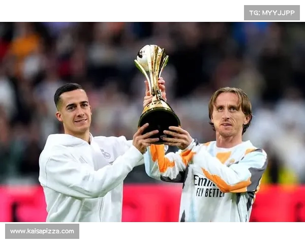 西甲积分榜形势激烈争夺进入白热化 谁将笑到最后捧起冠军奖杯 西甲积分榜形势激烈争夺进入白热化 谁将笑到最后捧起冠军奖杯